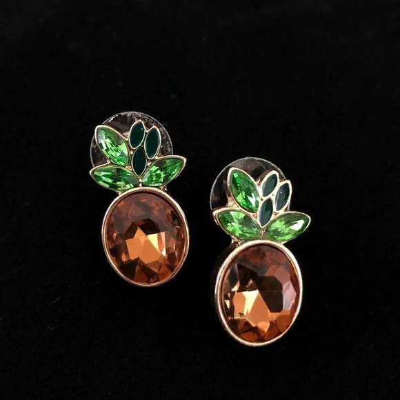 Cute Gold Pineapple Crystal Earrings Sparkly Fun - Picture 1 of 5